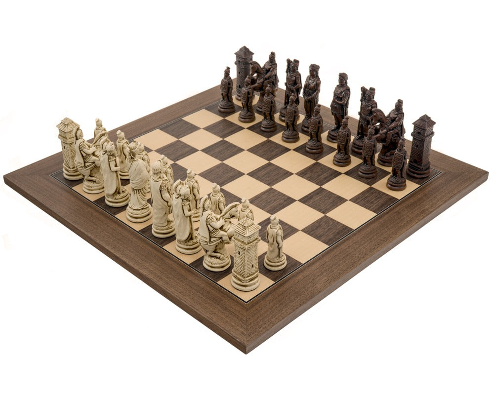 The Berkeley Chess Roman Russet and Walnut Chess Set