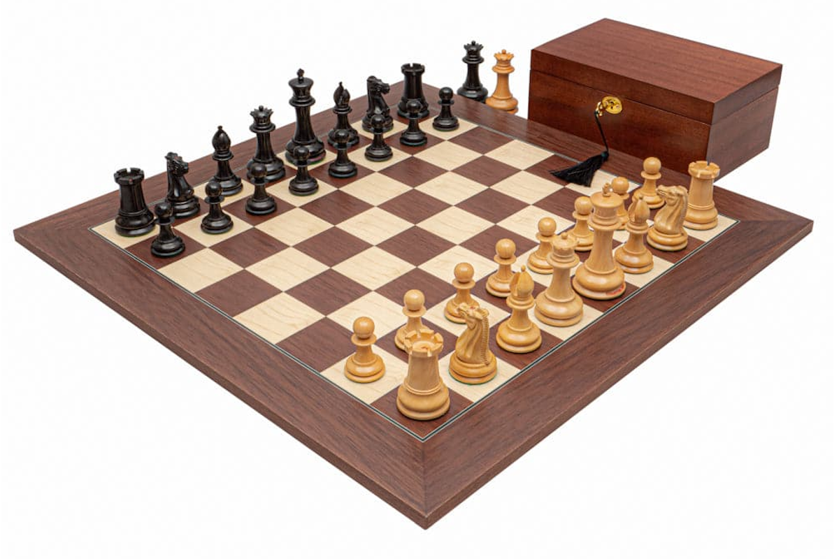 Set di scacchi Staunton originale del 1849 in ebano e palissandro con mobile di lusso